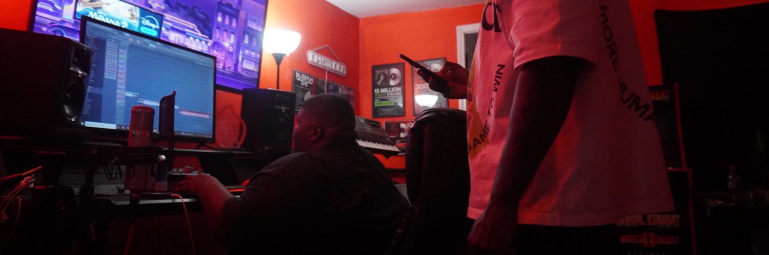Platinum PAT's banner