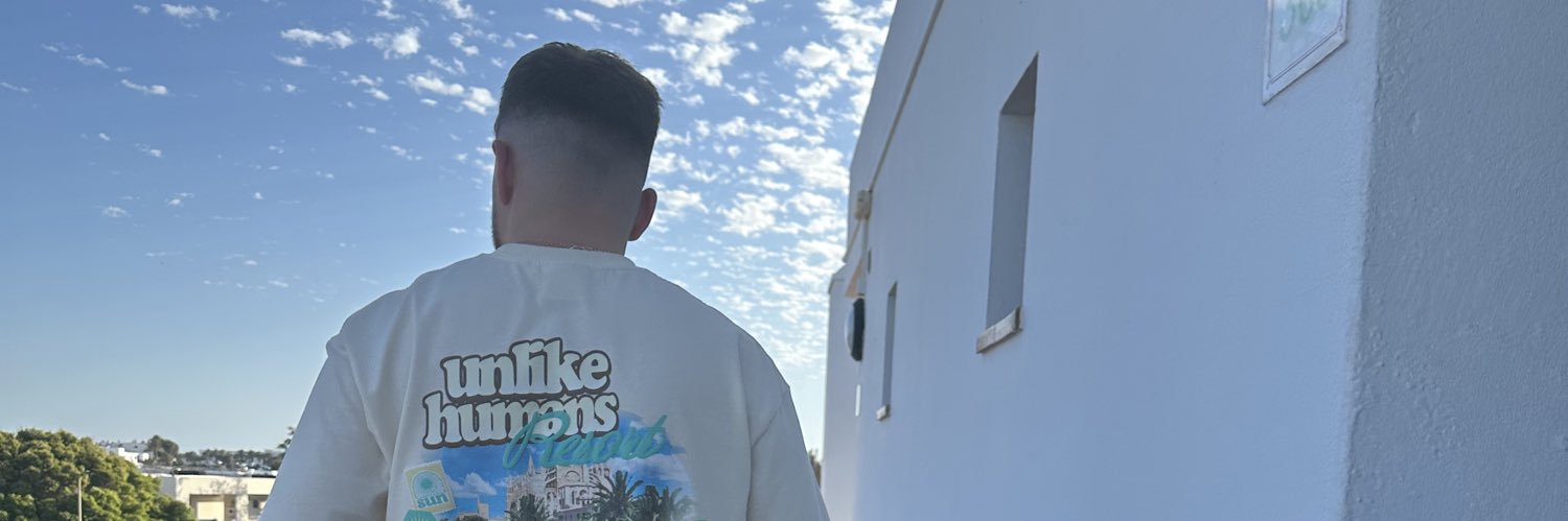 𝒸𝒽𝓁𝑜𝑒's banner
