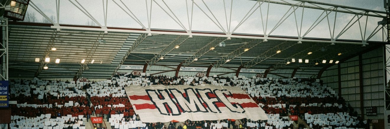 R's banner