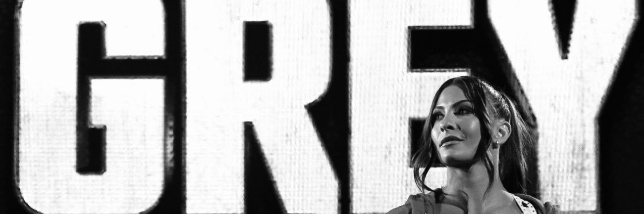 Kendal Grey's banner