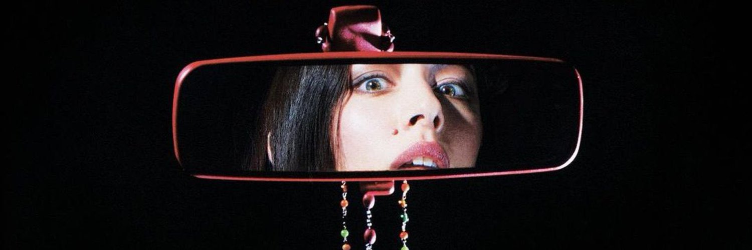 aly's banner