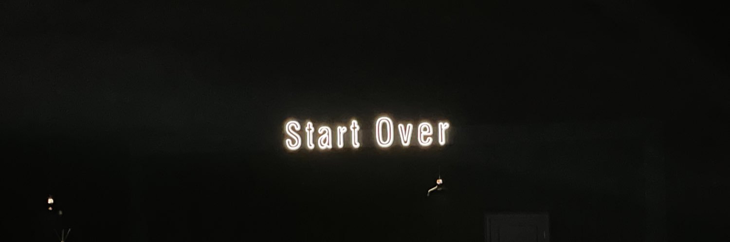 W's banner