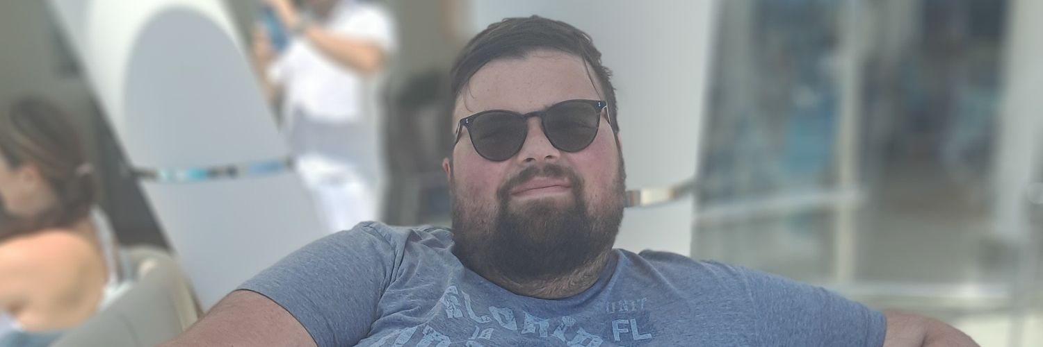 Lu_Thebear 🐻's banner