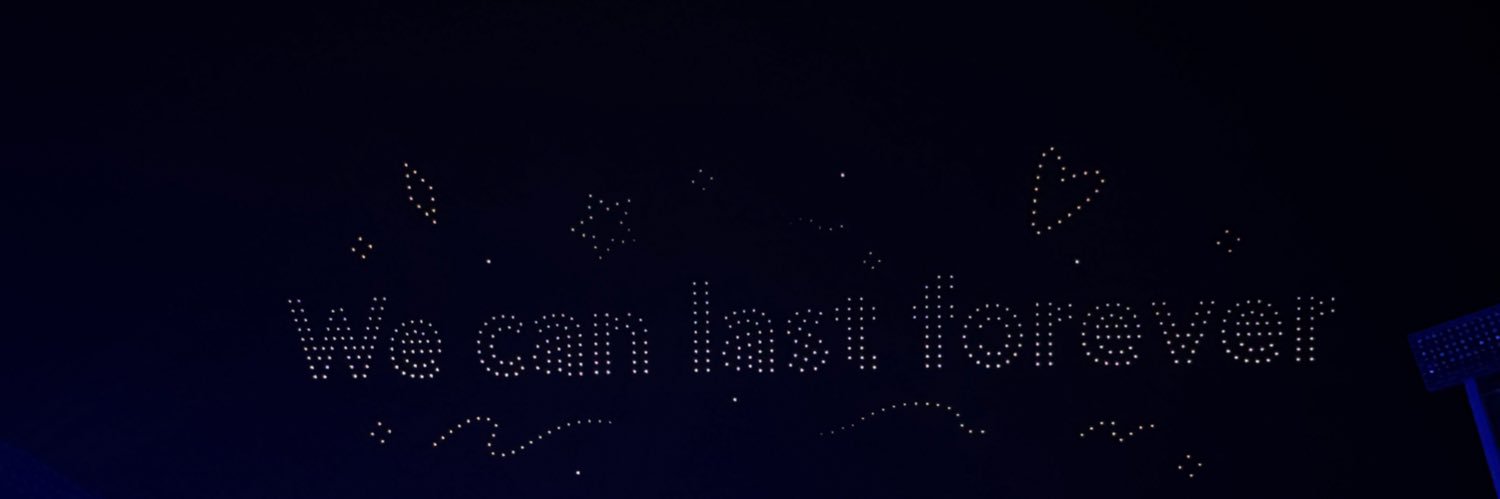 왕🐶's banner