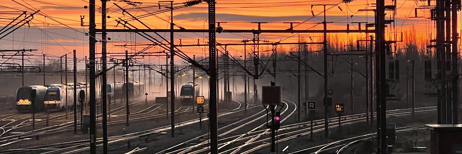 SNCF Réseau's banner