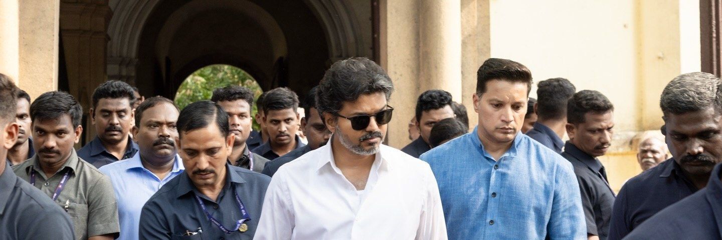 Kadal Arasan's banner