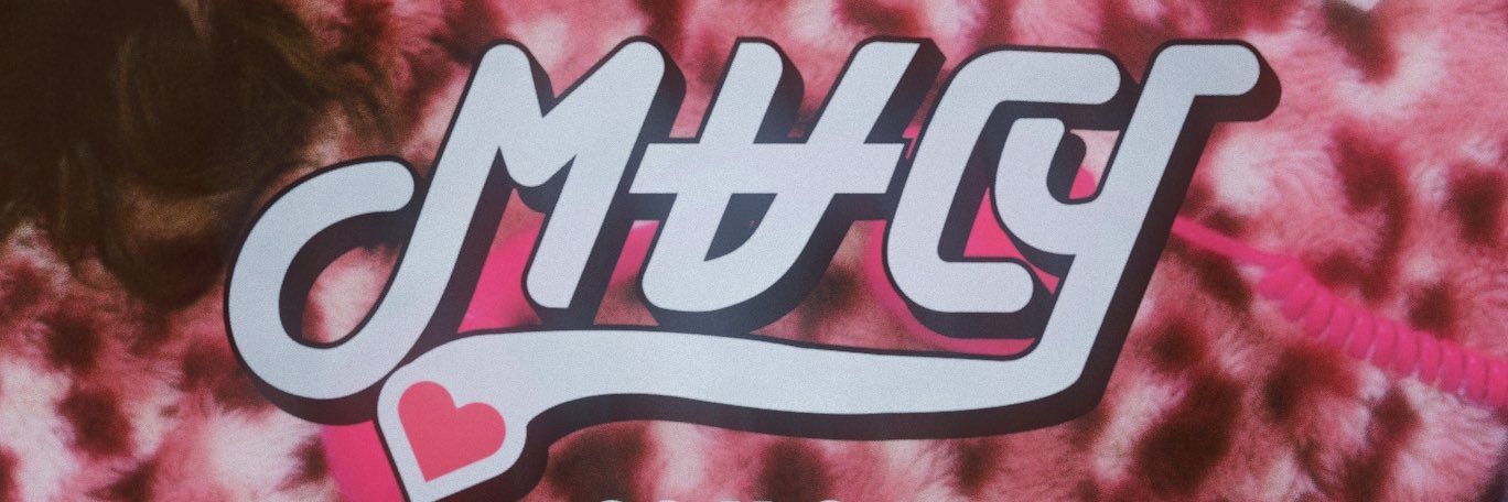 M∀CY's banner