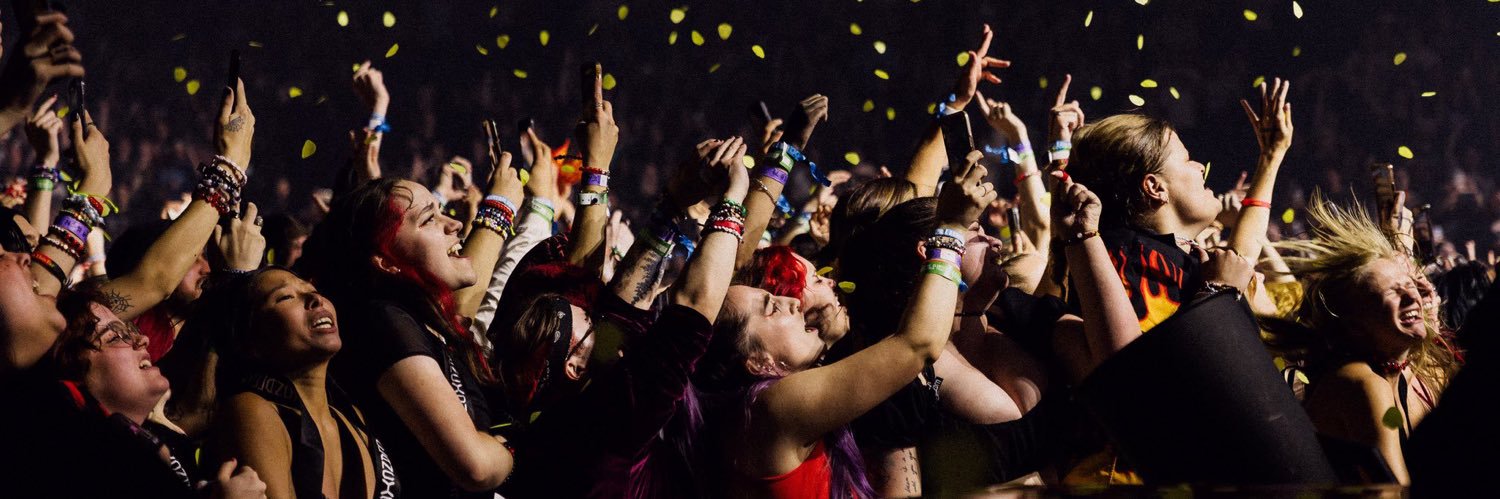 kellie |-/'s banner