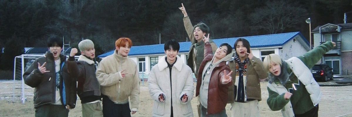 _28th's banner