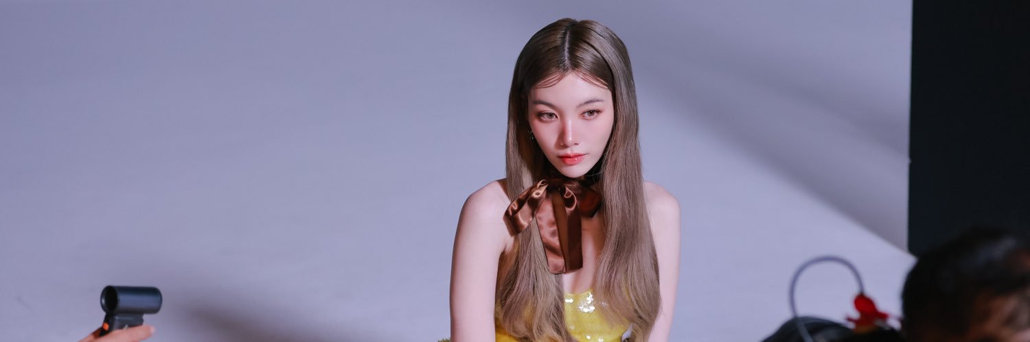 ₊˚ʚ หม่อมขบ 🌈 ✿˒ .✧ ft. ออมก้อน's banner