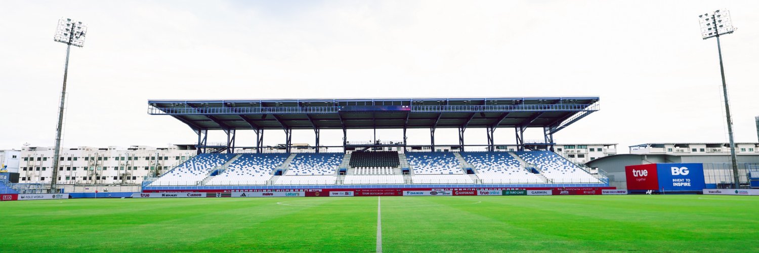 True Bangkok United's banner