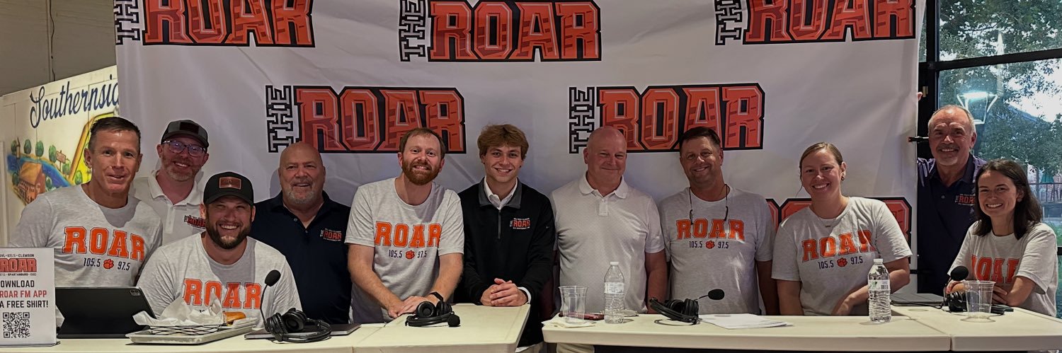 The ROAR FM 🎙's banner