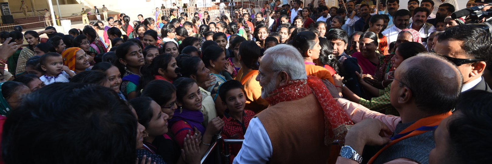 narendramodi_in's banner