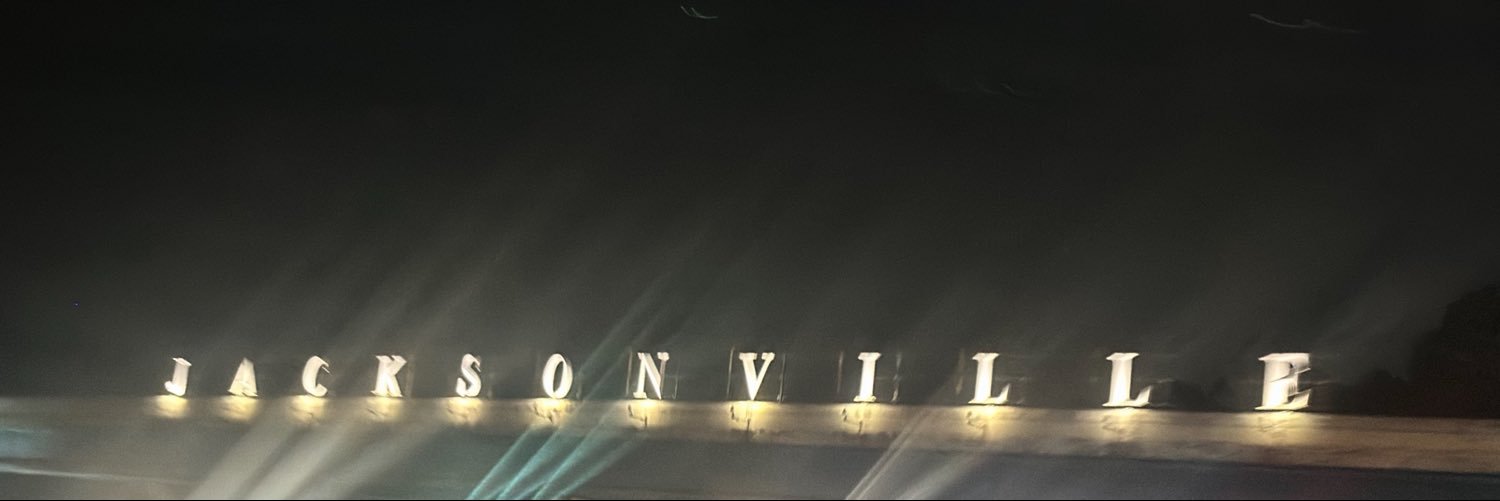 Benny Lee's banner
