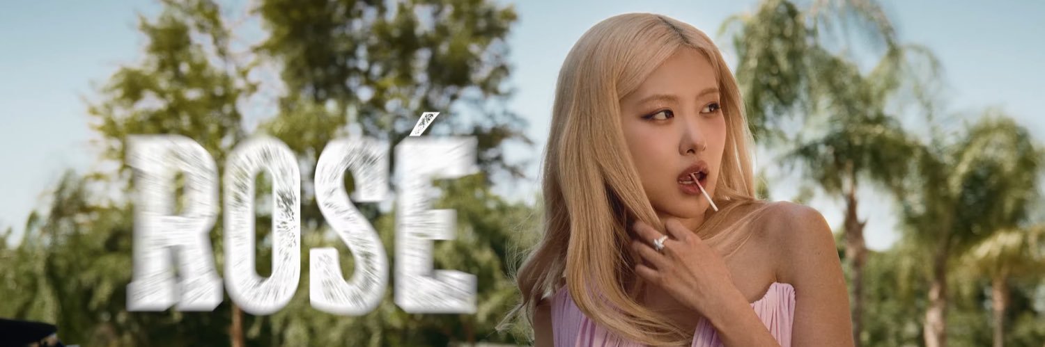 THRP (slow) Number One Vampirehollie🧛🏻‍♂️🧸🤍's banner