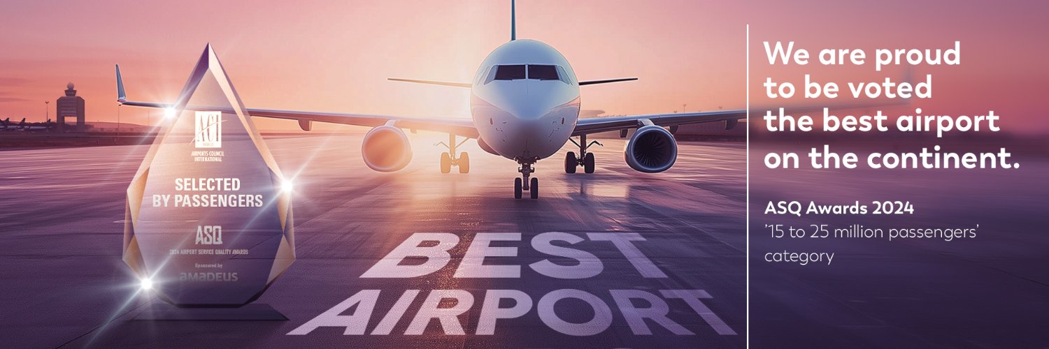 Budapest Airport's banner