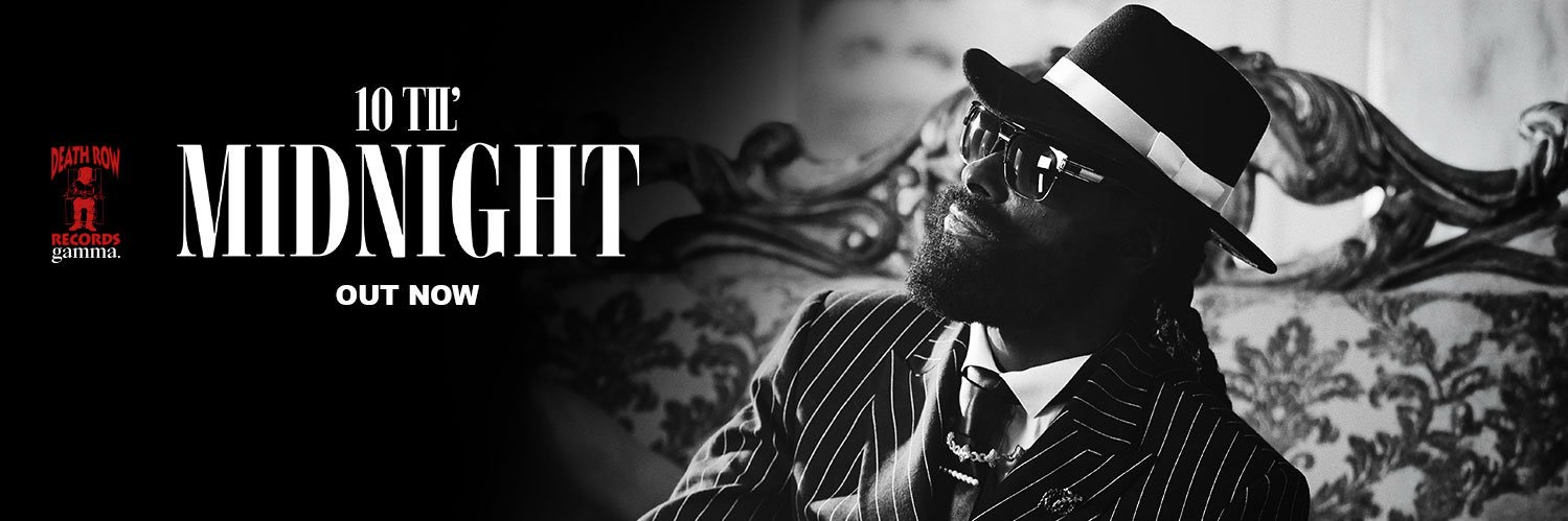 Snoop Dogg's banner