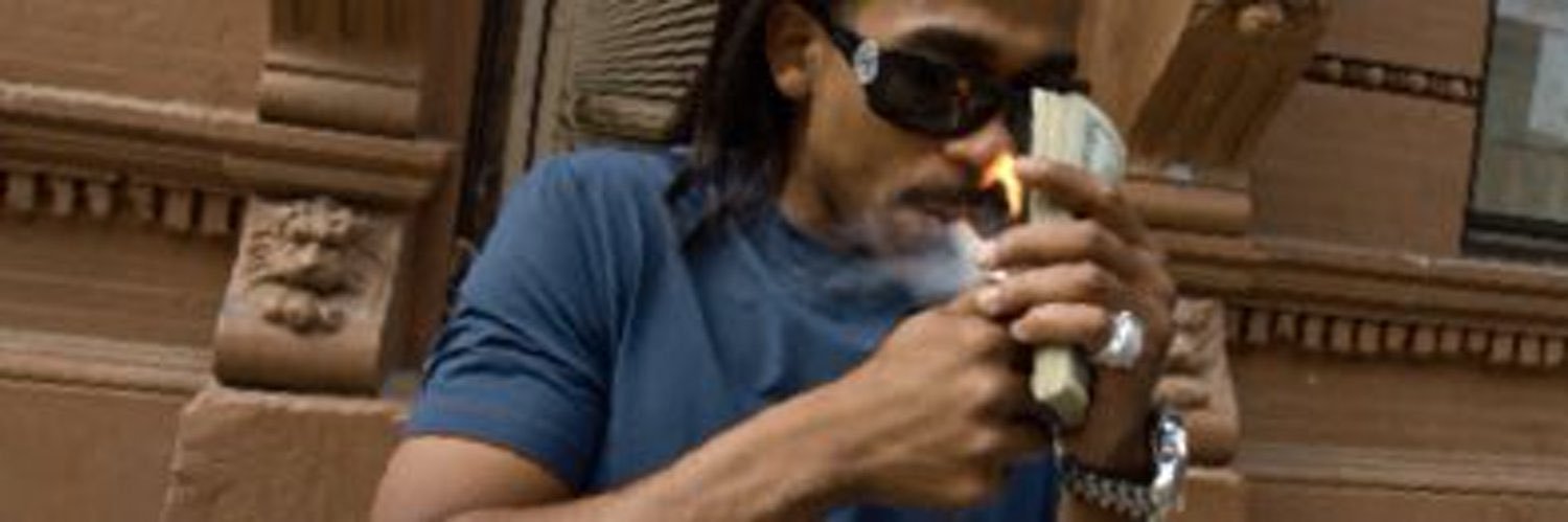 ♱'s banner
