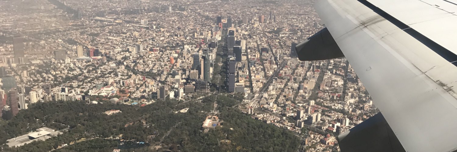Julián Ventura's banner