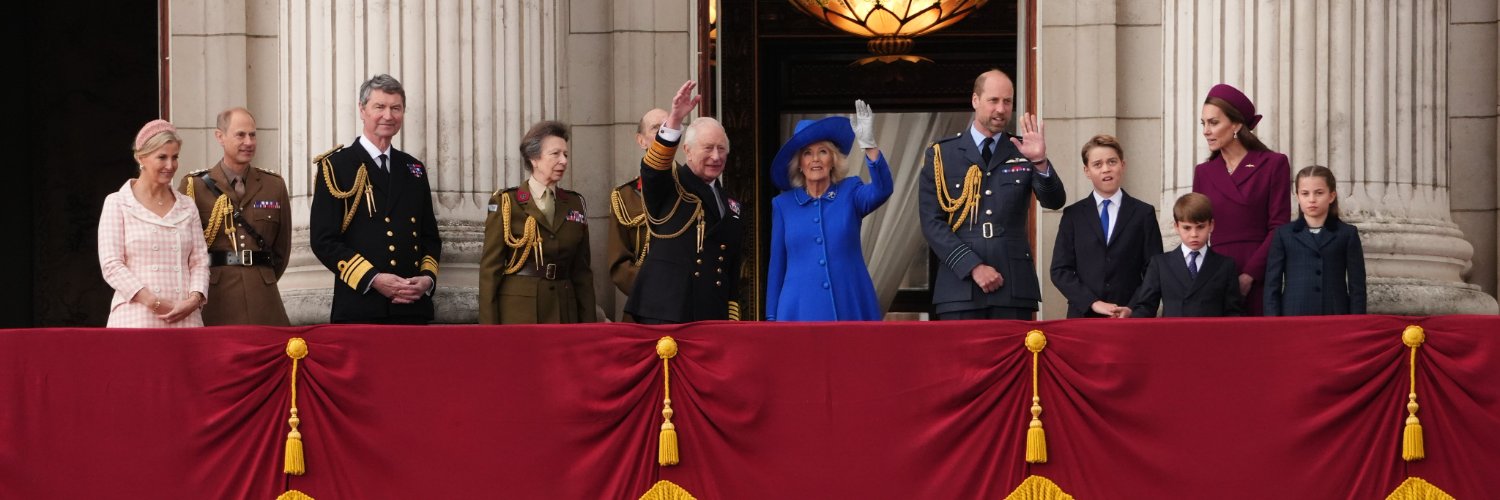The Crown Chronicles's banner