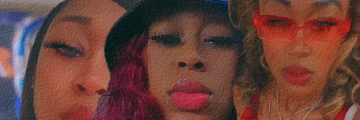 B A E 🧜🏽‍♀️😻🪭's banner