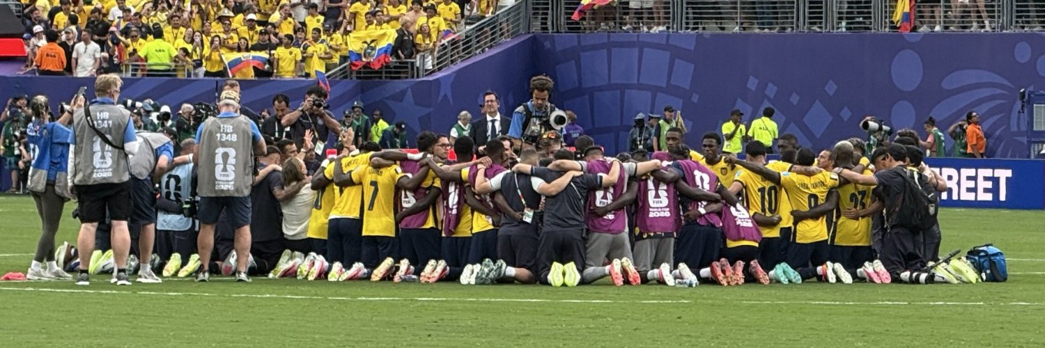 EF | Ecuador Fútbol's banner