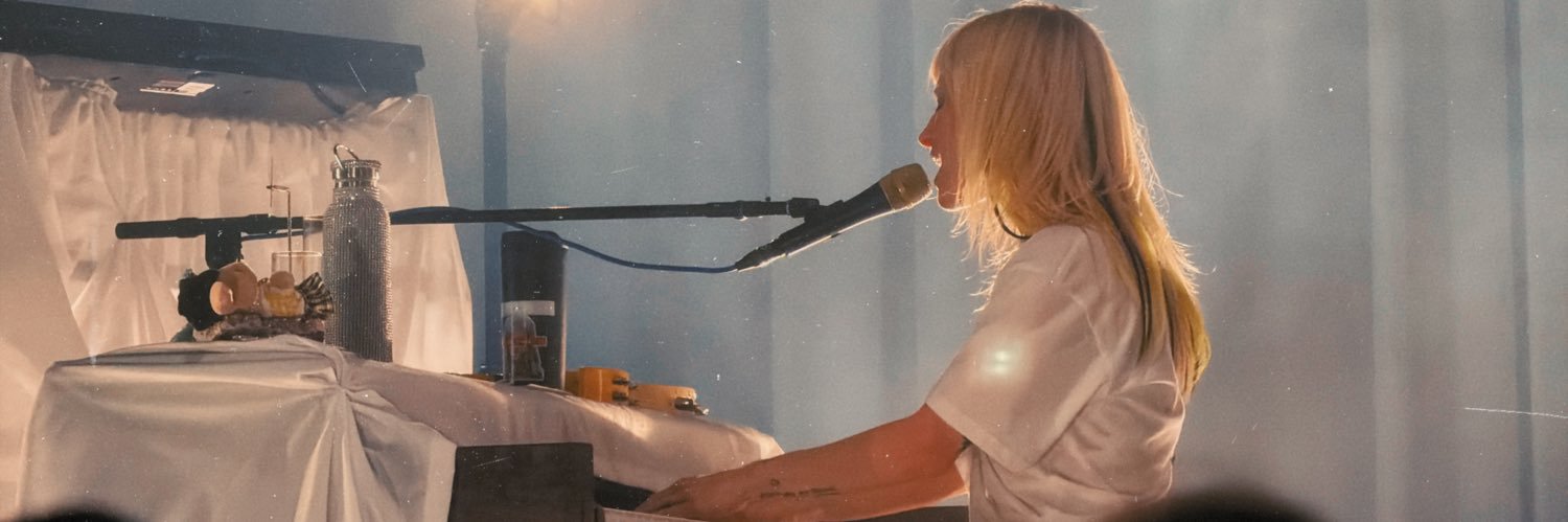 alex 🌺🥀⭐️'s banner