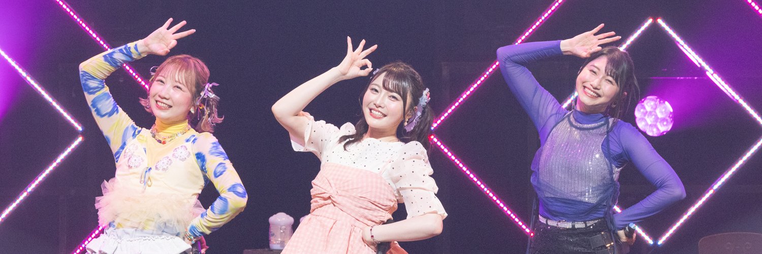 TrySail公式's banner