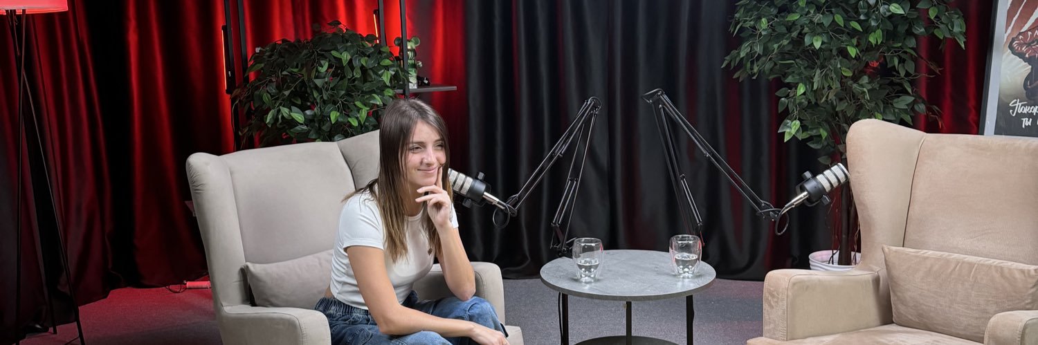Kris Anfalova's banner