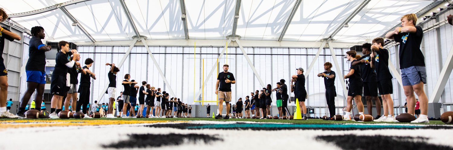 Denny Thompson's banner