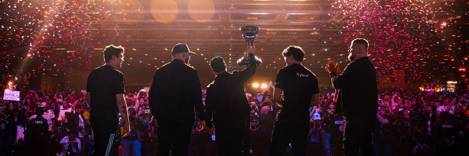 Halo Esports's banner
