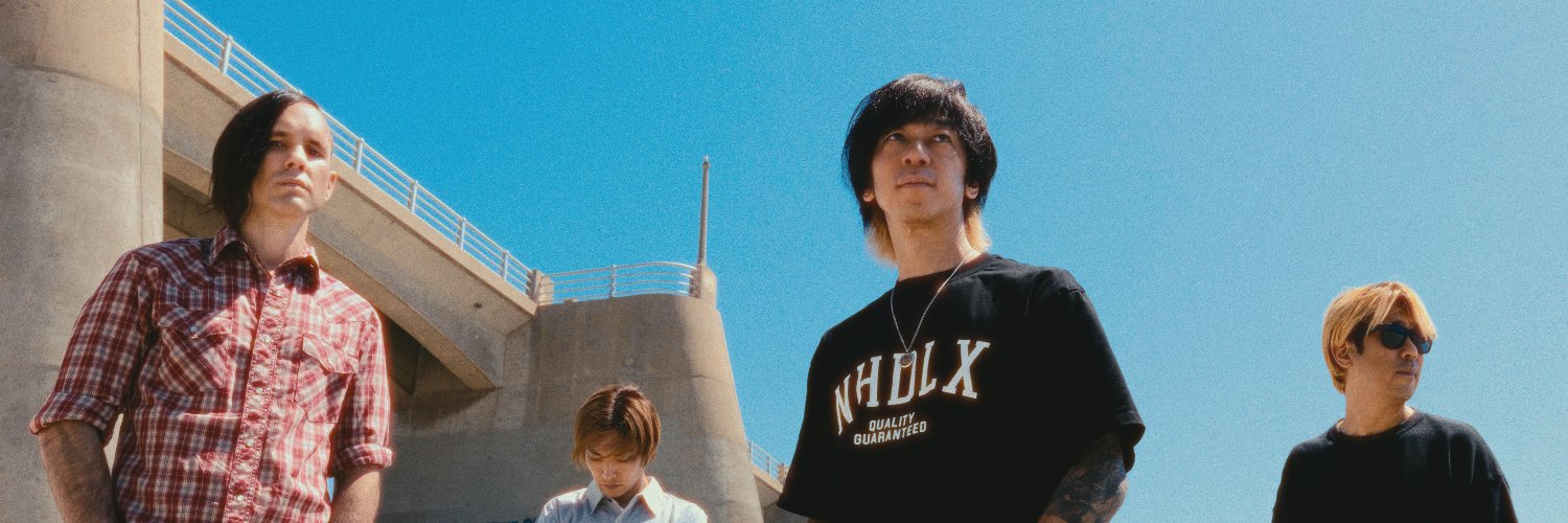 MONOEYES_official's banner