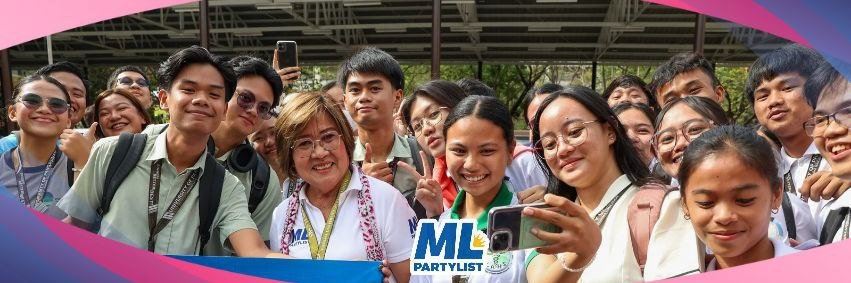Leila de Lima's banner