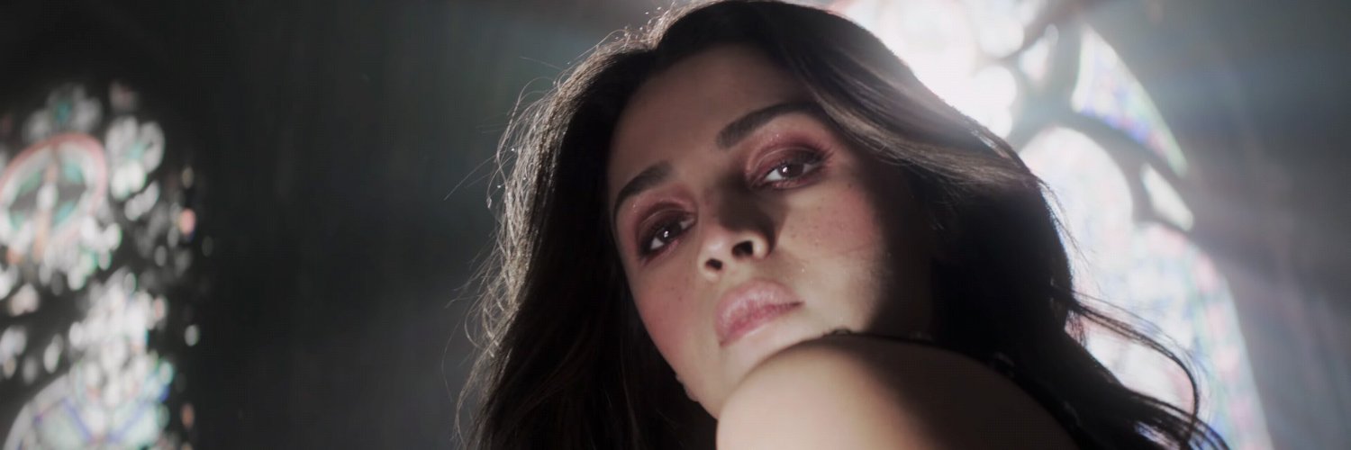Alia Bhatt Loyals 💛's banner