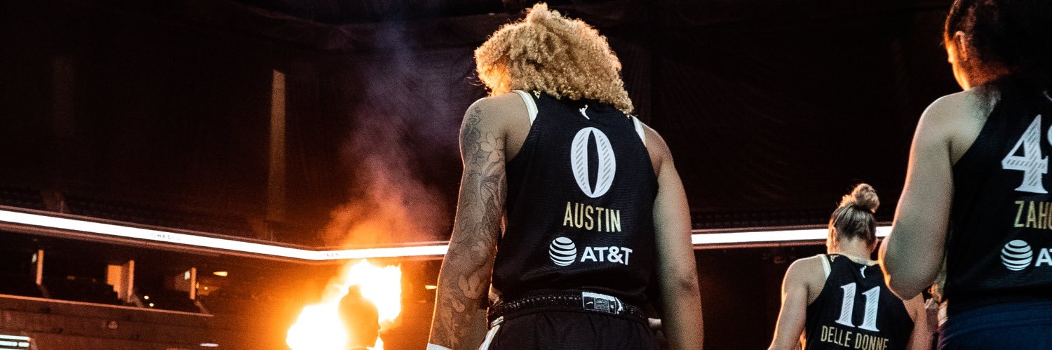 Shakira Austin✨'s banner