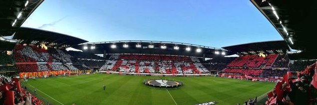 Van’s's banner