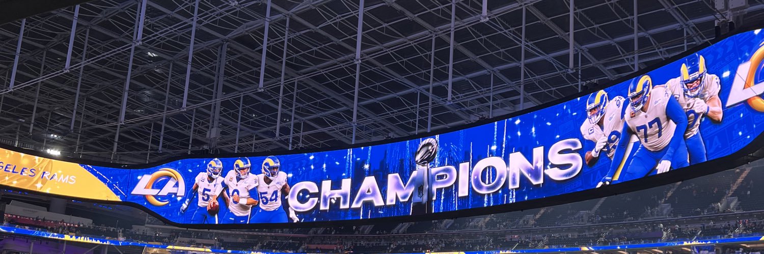 Thomas 🌺's banner
