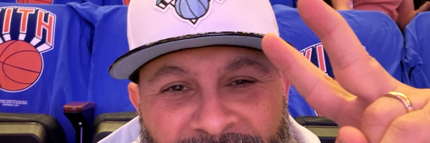 Knickanator's banner