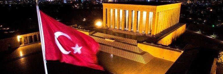 Anıtkabir's banner