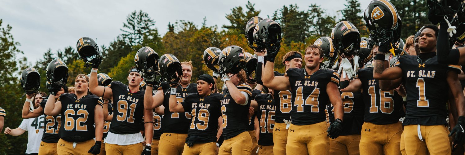 St. Olaf Football's banner