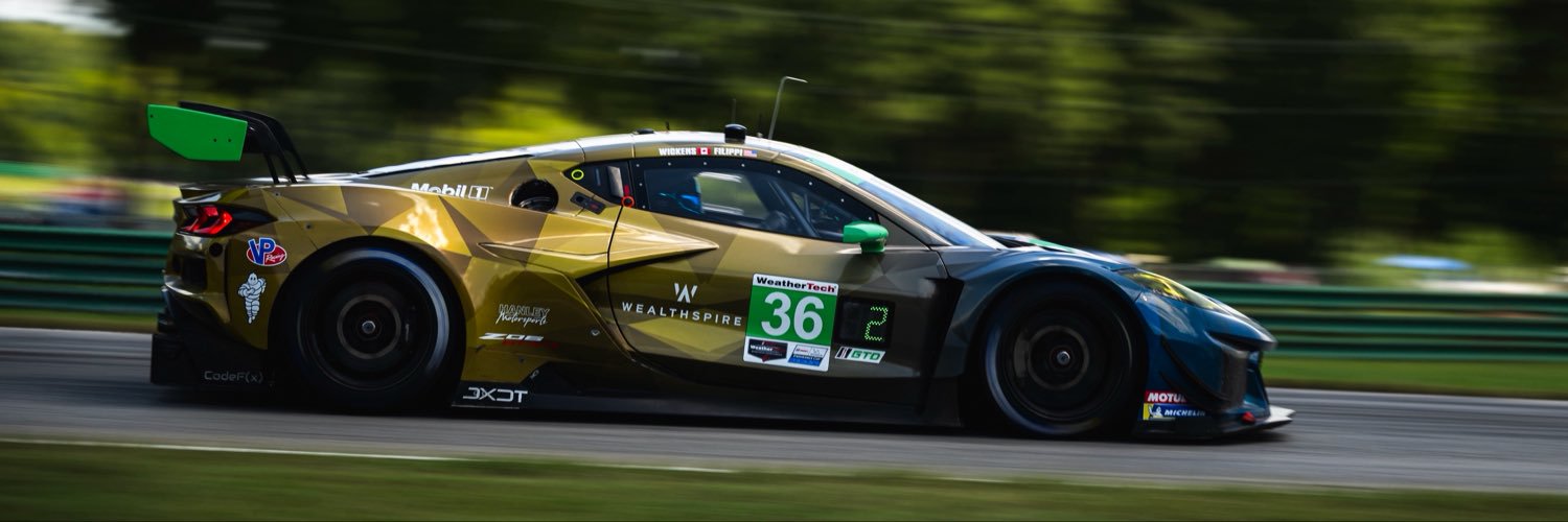 DXDT Racing's banner