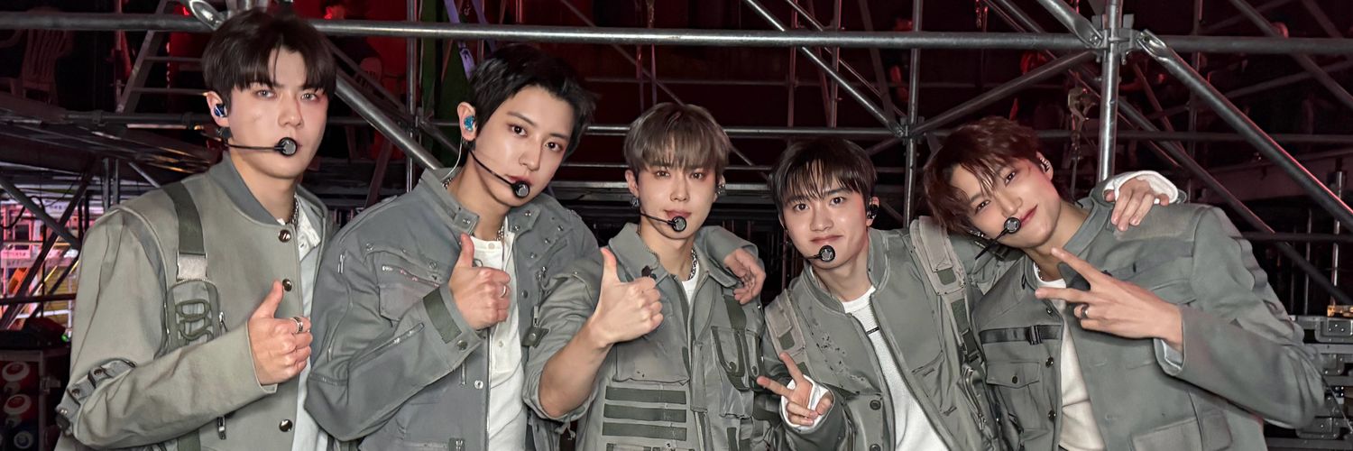 🥐모카빵🥐's banner