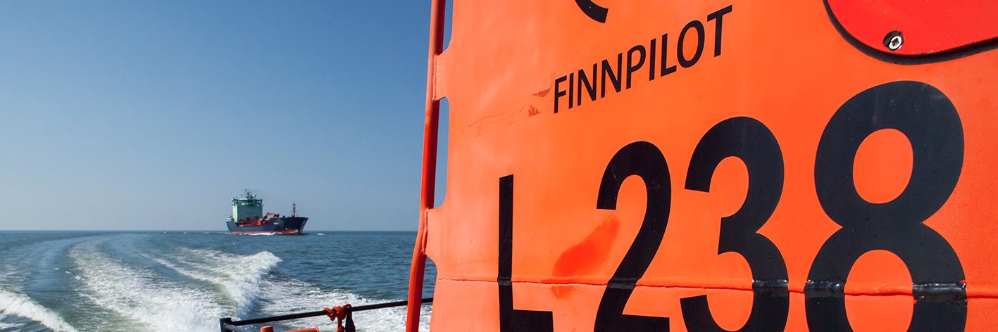 Finnpilot Pilotage Oy's banner