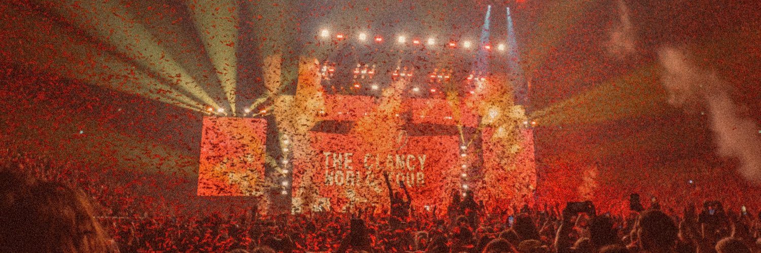 Đ ⊬✮'s banner