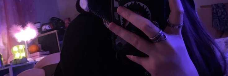 🥰's banner