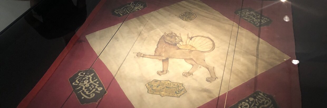 ‌Kevın Kəsrəvi's banner
