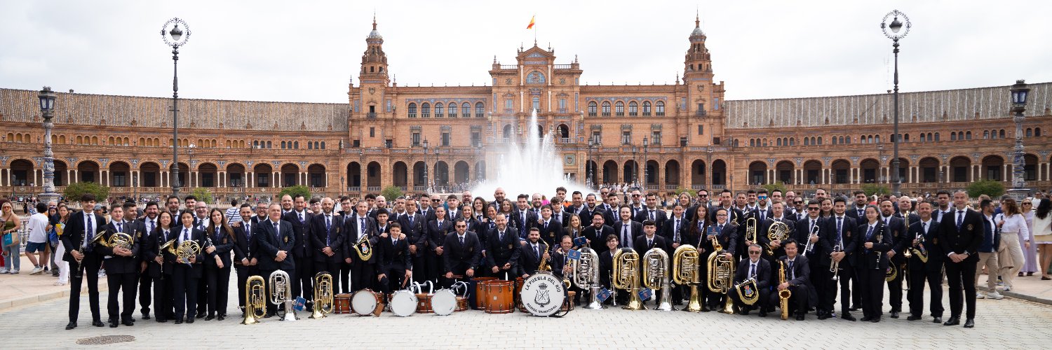 BM La Puebla's banner