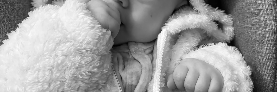 𝘼𝙢𝙖𝙣𝙙𝙞𝙣𝙚 ✧˖'s banner