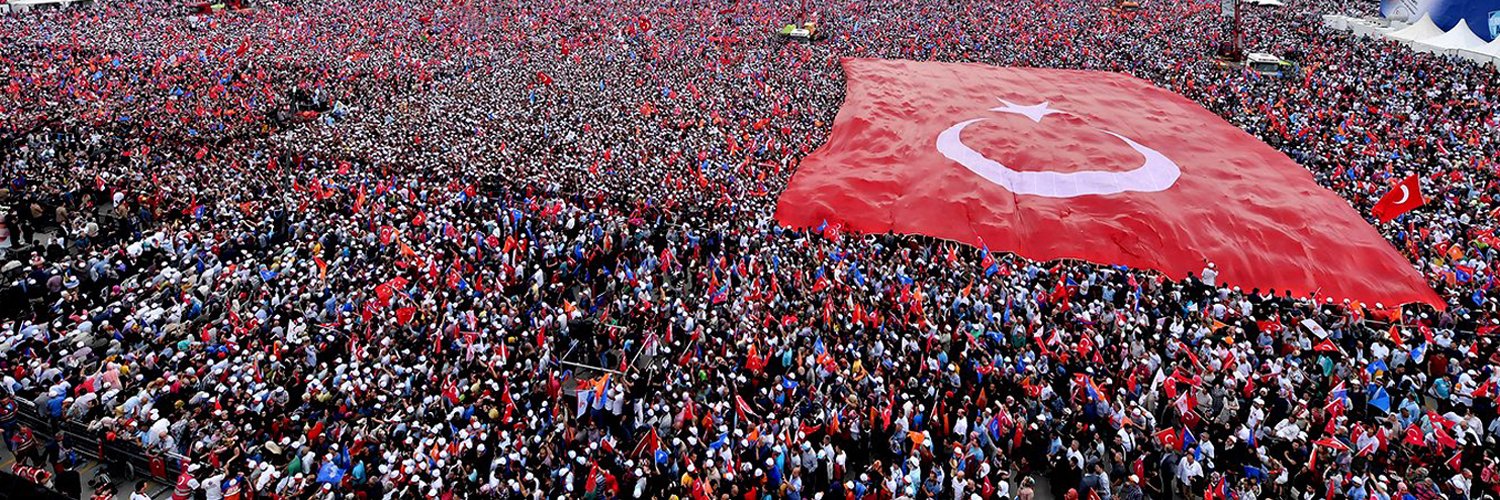 Numan Kurtulmuş's banner