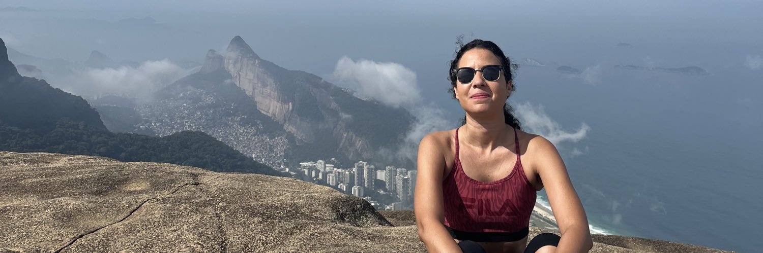 Nathalia Almeida's banner